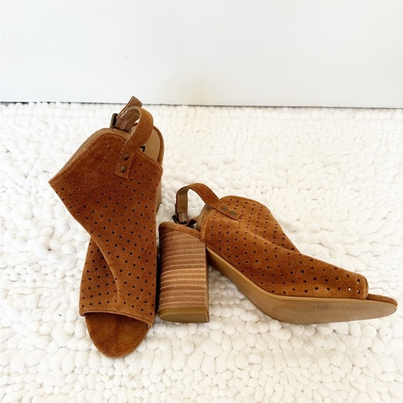 DIBA Lili perforated booties size 7 brown suede heels open toe STITCHFIX - Picture 4 of 8